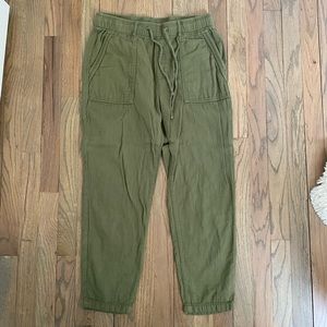 Old Navy pants. Size S.